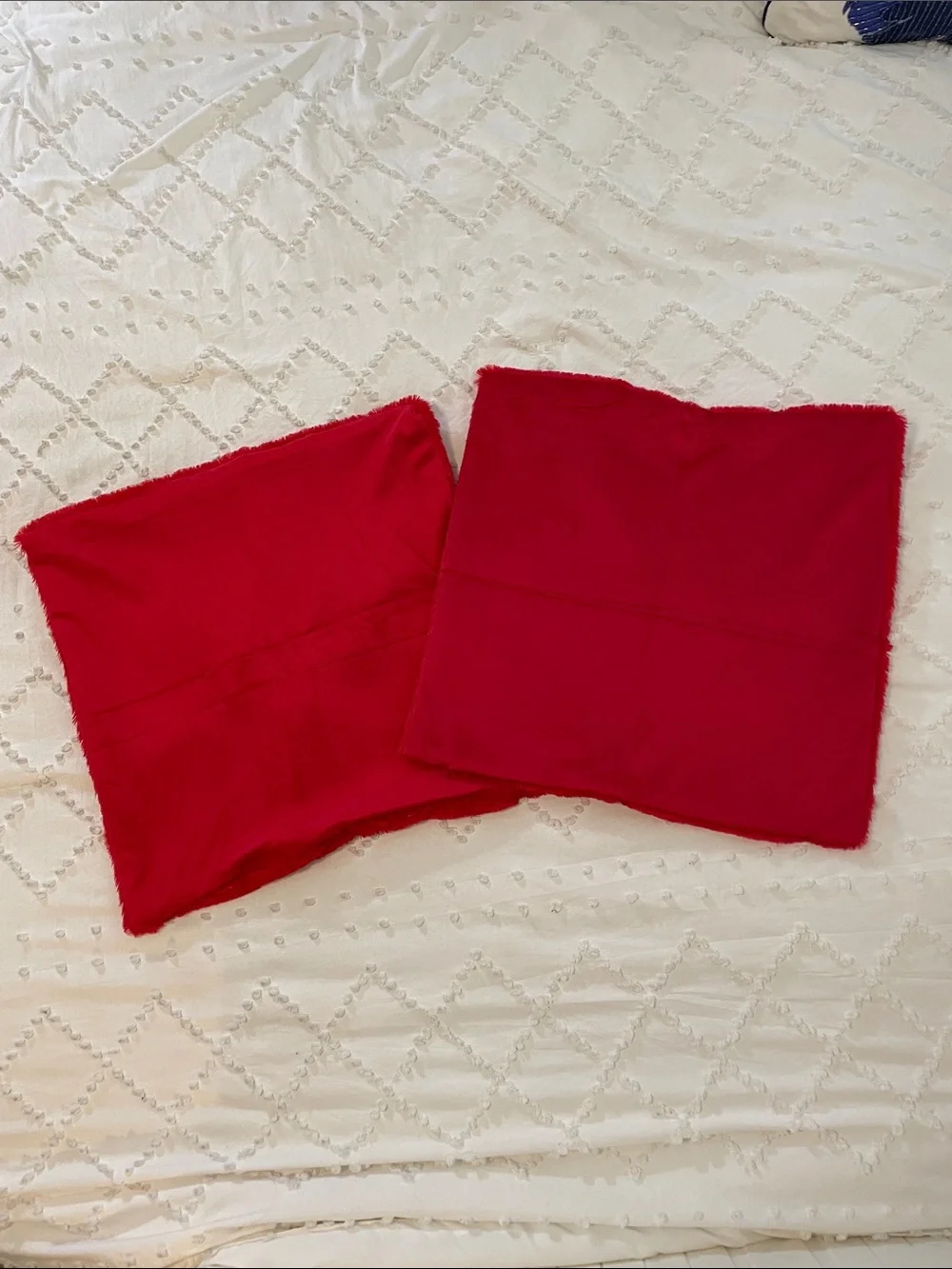 Red Heart textured Pillow Covers - Set of 2 new
